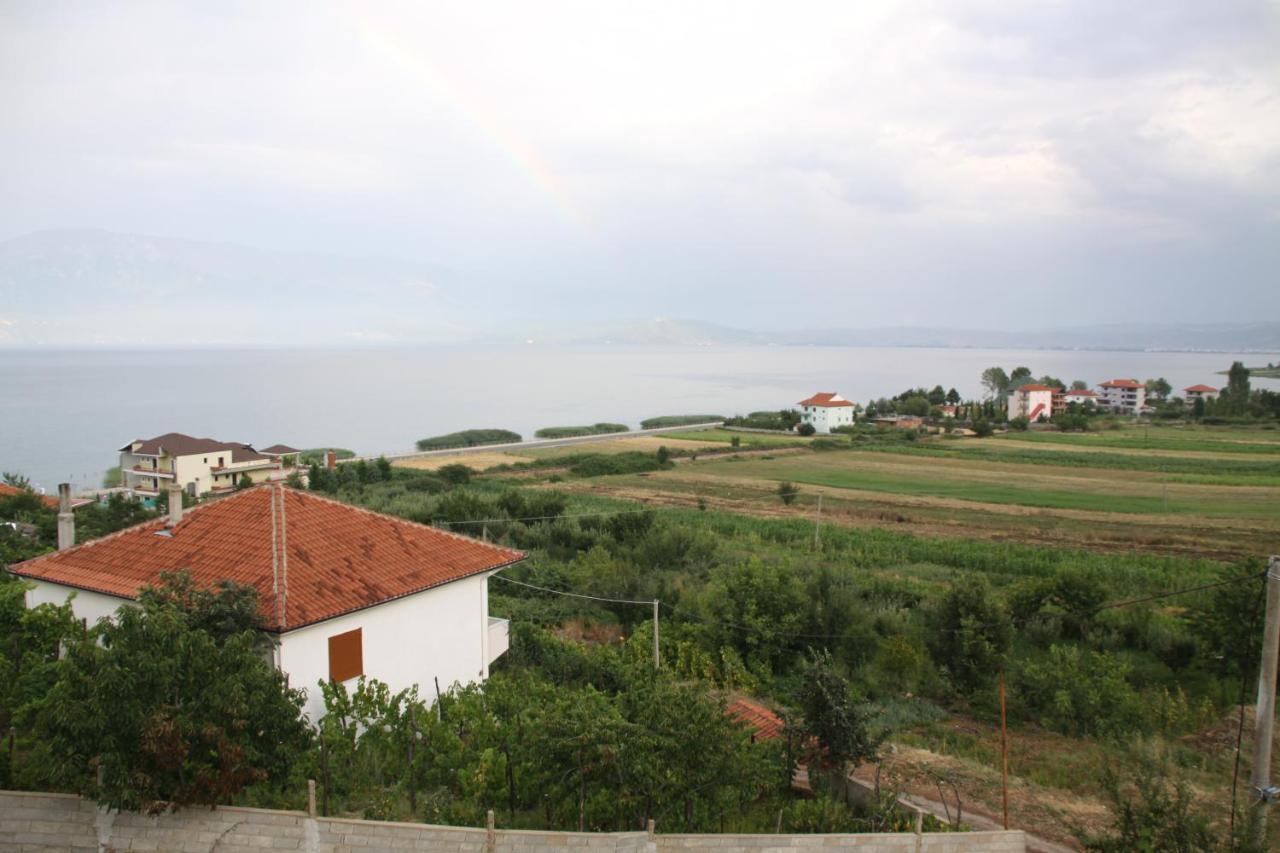 Stone Dream Hotell Pogradec Eksteriør bilde